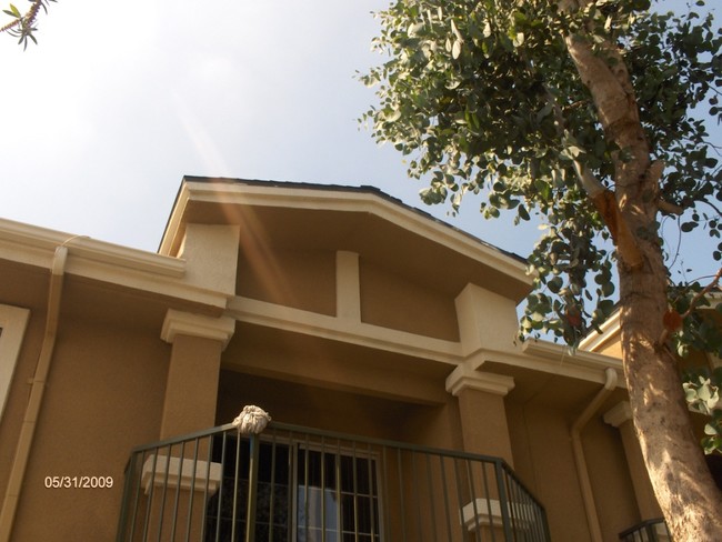 Building Photo - Orange Tree Village Apartments