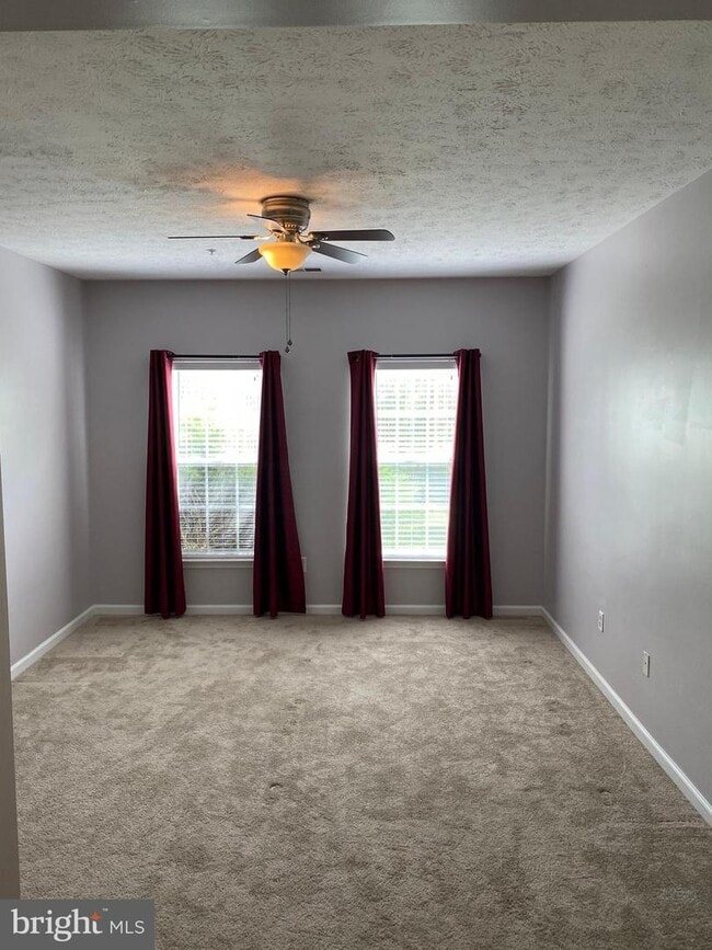 Building Photo - 2507 Amber Orchard Ct W