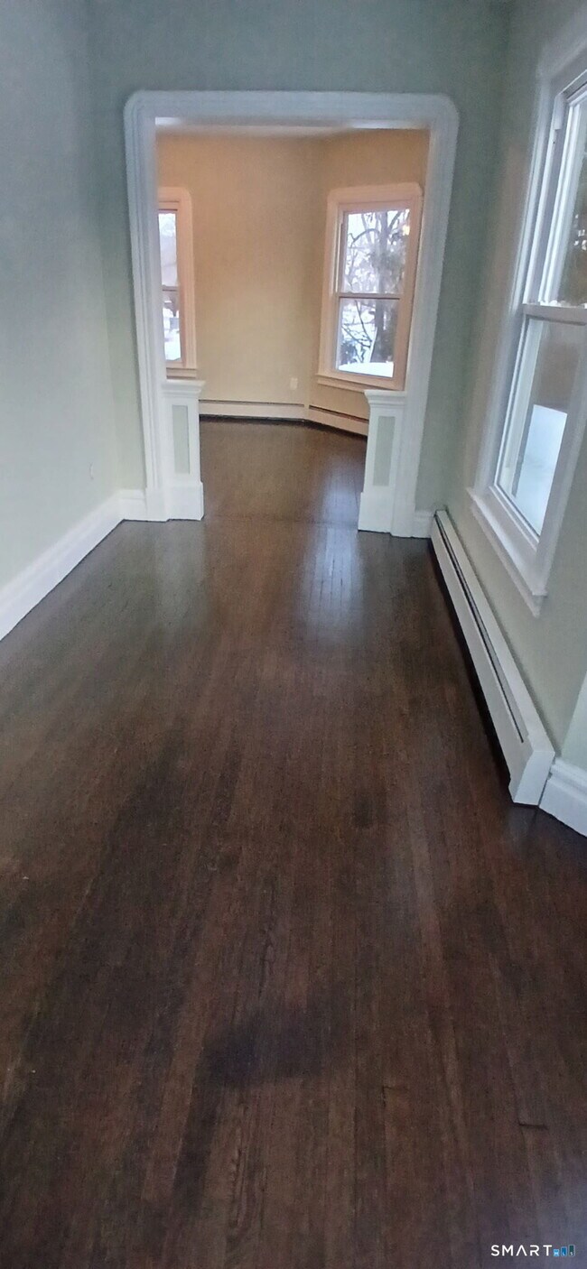 Building Photo - 23 Williams St