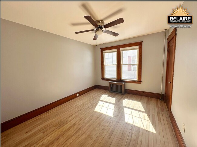 Building Photo - 107 2nd St