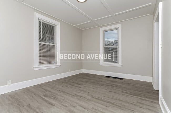 Building Photo - 671 Franklin St