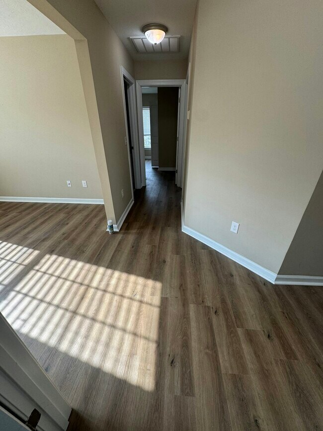 Building Photo - 1224 Cobblefield Dr