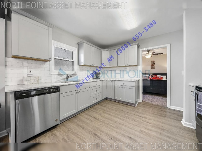 Building Photo - Updated Modern Elegant Home in Polar Rock