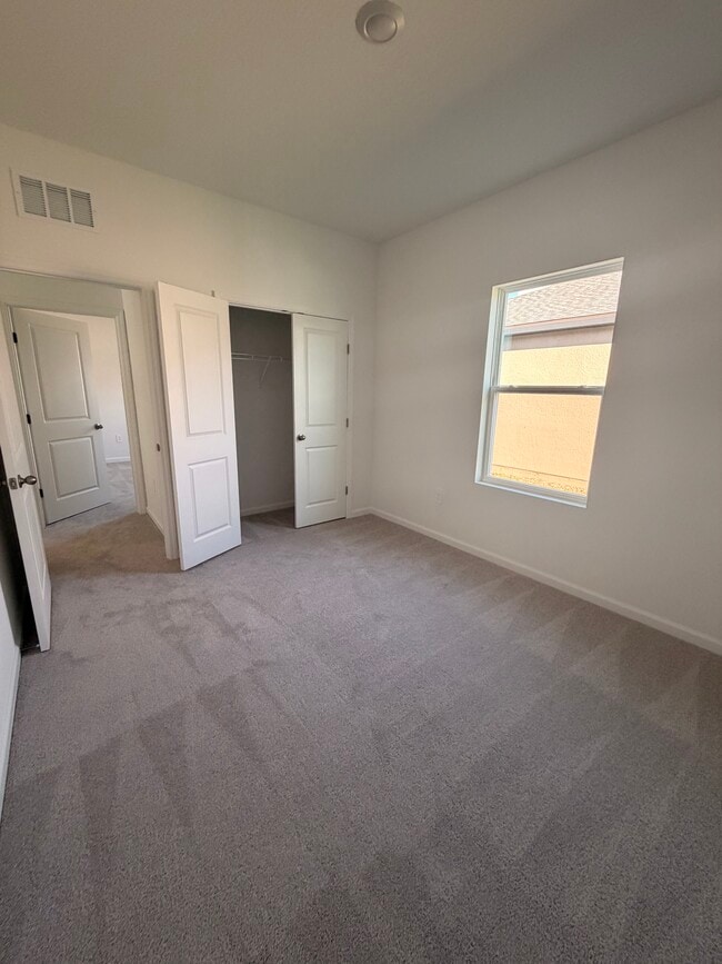 Building Photo - 3255 Carnation Ave