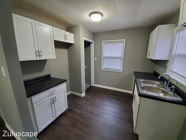 Building Photo - 2 br, 1 bath House - 5119 E. 21st Street