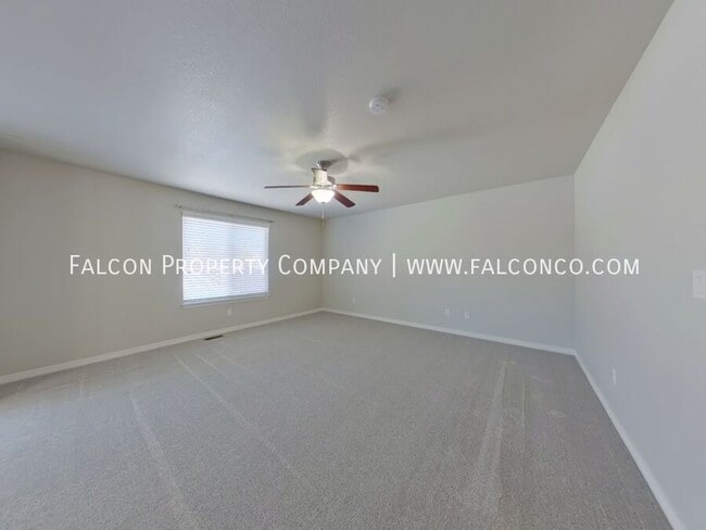 Building Photo - 12004 Eagle Crest Ct