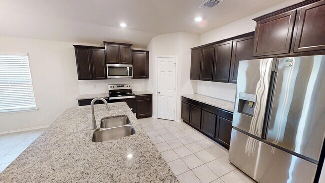 Building Photo - "Charming 4-Bed Home in Copperas Cove with...