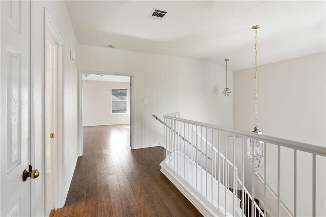 Building Photo - 9341 Bernoulli Dr