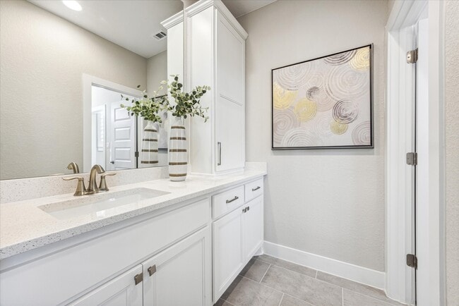 Building Photo - 6821 Little Serenity Cove