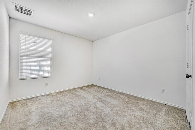 Building Photo - 100 Burt Rainey Ln