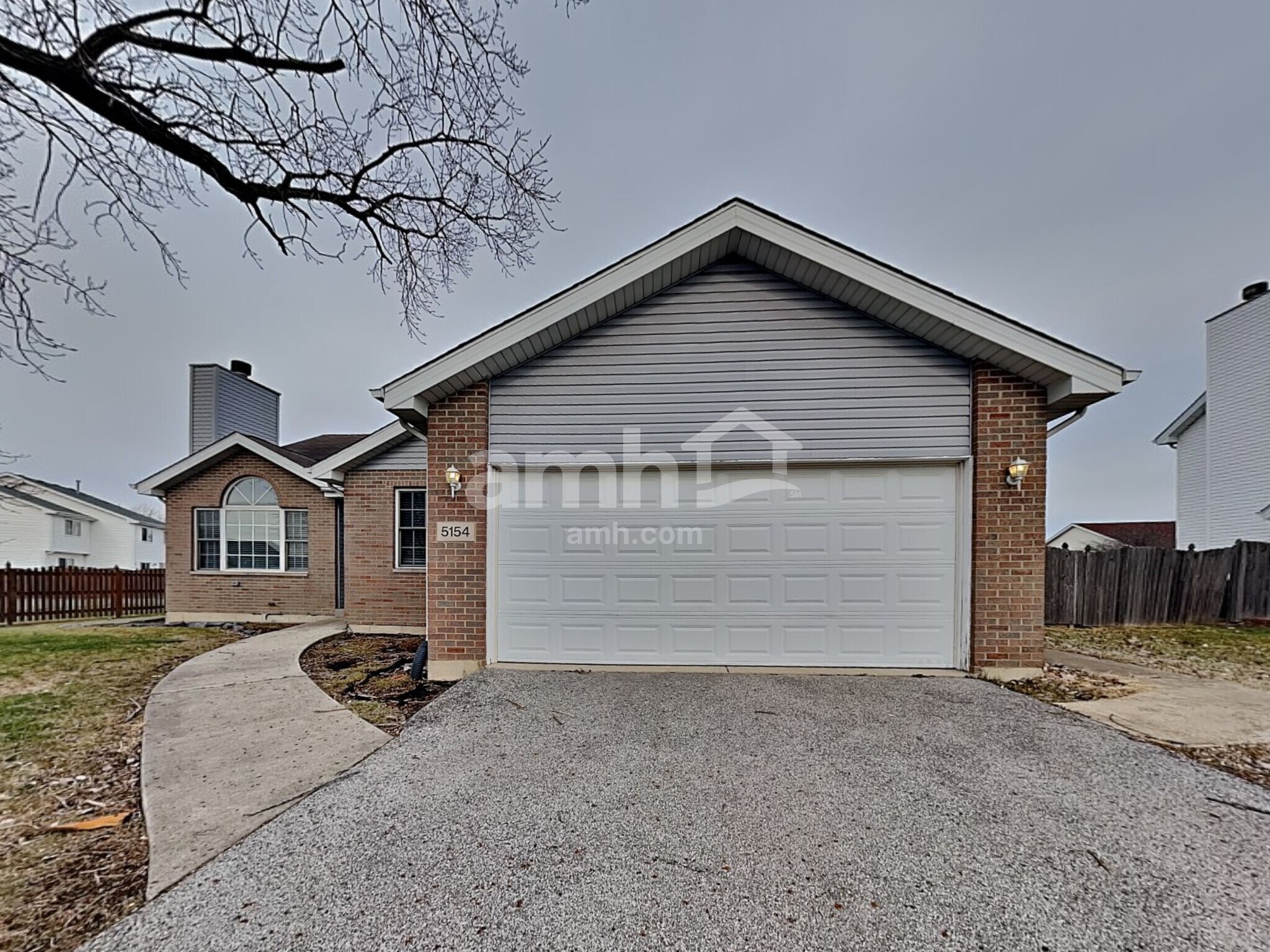 Building Photo - 5154 W Park Ln