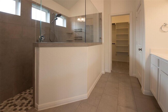 Building Photo - 308 Prato Pl
