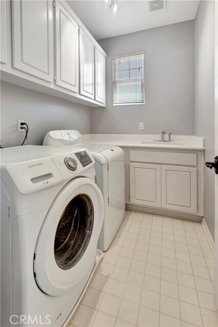 Building Photo - 47 Creek View Rd