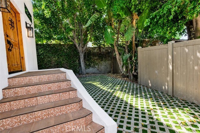 Building Photo - 3432 Larissa Dr