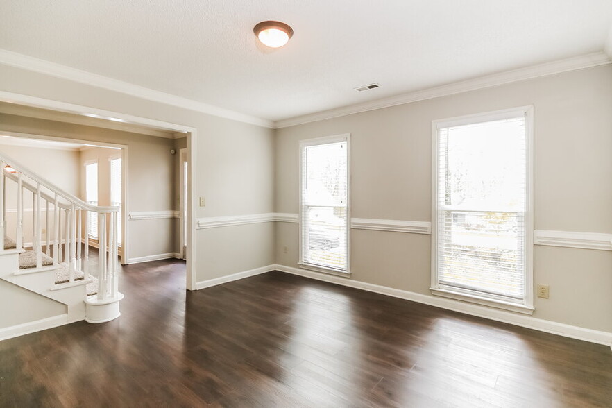 Building Photo - 9915 Manbey Ct