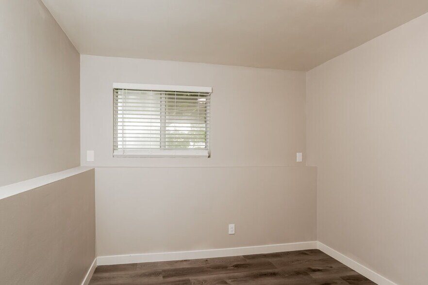 Building Photo - 5496 W 6600 S