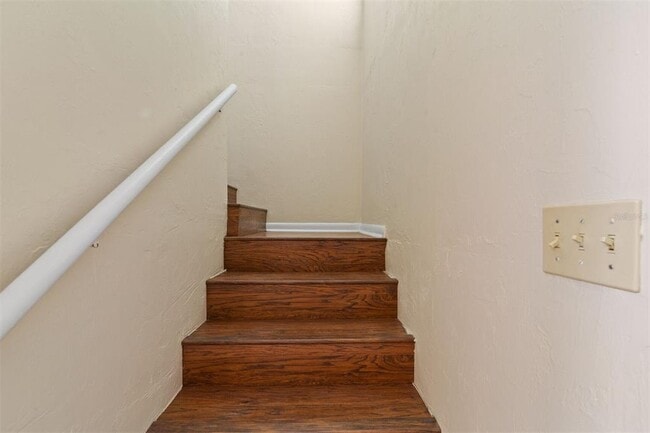 Building Photo - 2635 SW 35th Pl