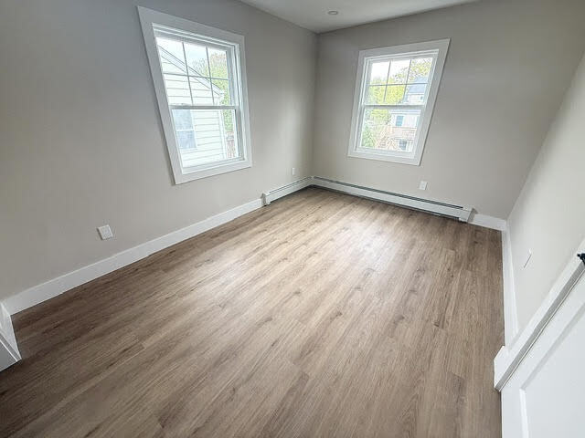 Building Photo - 32 Cos Cob Ave