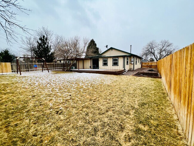 Building Photo - UNIVERSITY HILLS, CHARMING RANCH HOME, UPDATES THROUGHOUT, 3 BED, LARGE YARD, DECK AND PERGOLA .