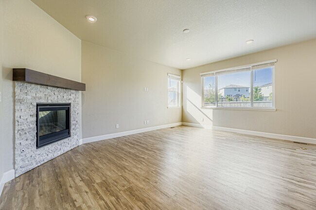 Building Photo - 17944 Tree Sparrow Ave