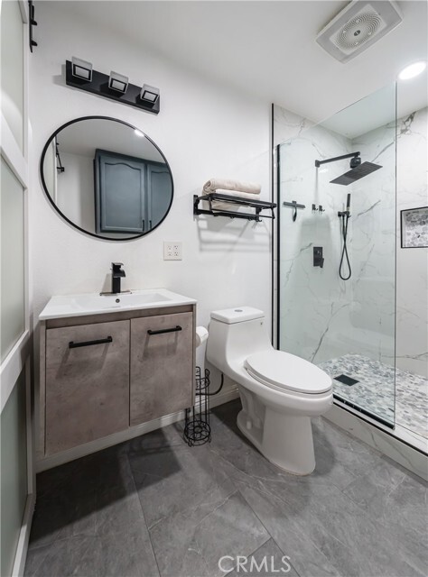 Building Photo - 14528 Avis Ave