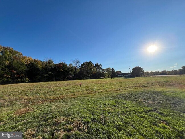 Building Photo - 246 Iannelli Rd