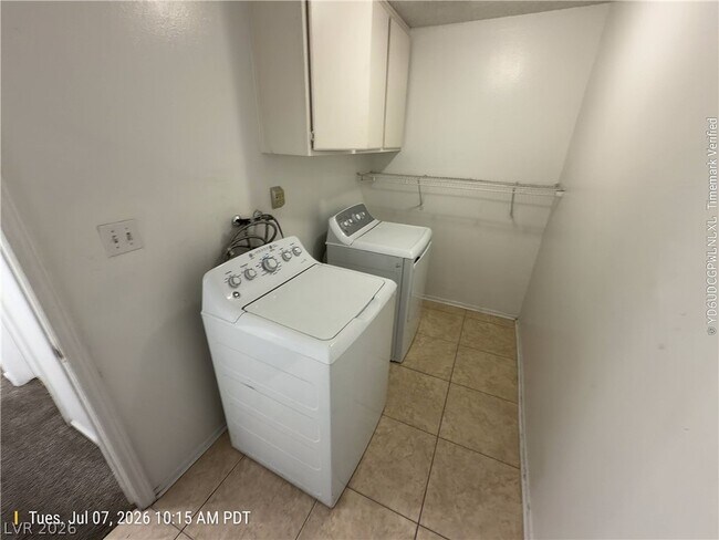 Building Photo - 1416 Kirby Dr