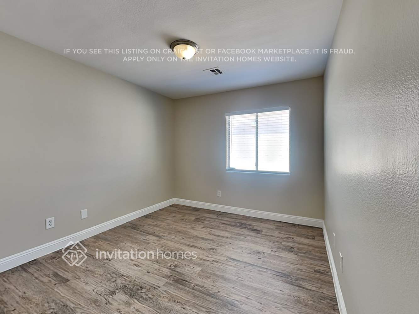 Building Photo - 2763 Bridleton Ave