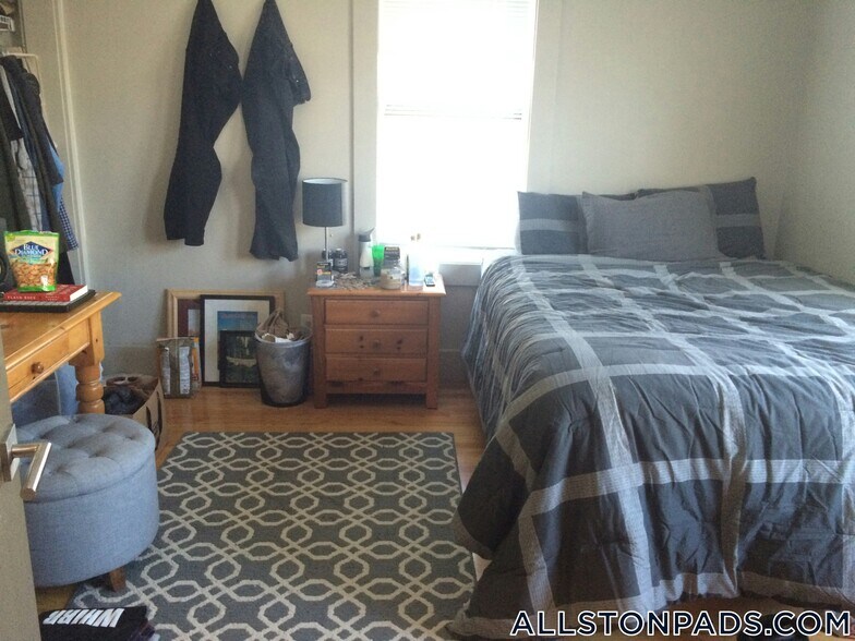 Building Photo - 21 Greylock Rd