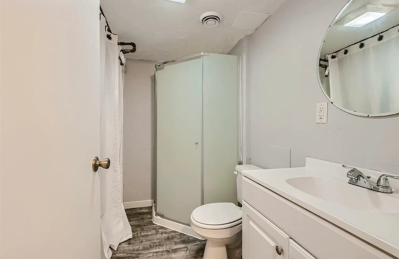 lower level bathroom - 2201 2nd Ave N