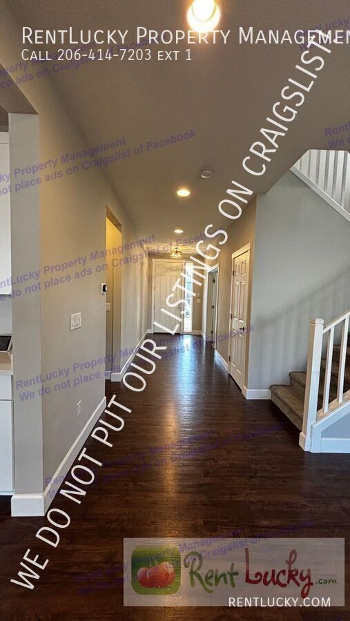 Building Photo - 14633 201st Ave E