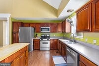 Building Photo - 8314 Myrtle Ln