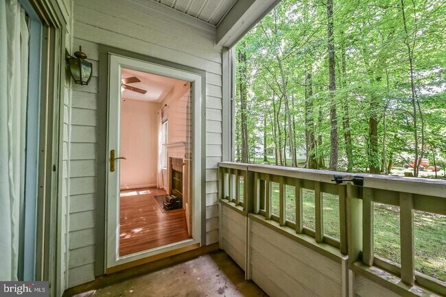 Building Photo - 13070 Autumn Woods Way