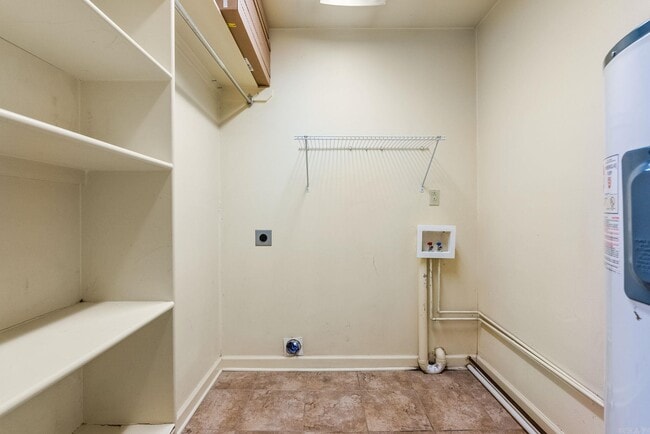 Building Photo - 7023 H St