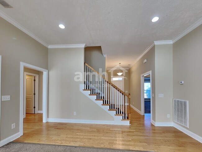 Building Photo - 4321 Roxburghe Ct