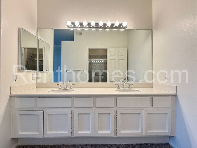 Building Photo - Sabre Springs, 12640 Springbrook Drive #B, Ideal location