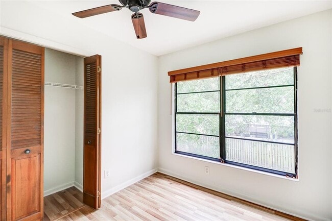 Building Photo - 16107 Country Crossing Dr