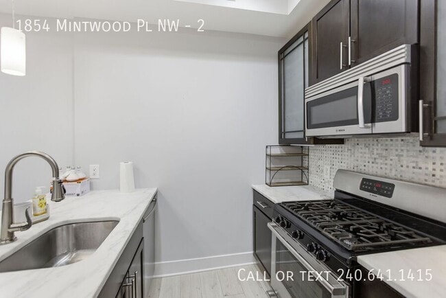 Building Photo - 1854 Mintwood Pl NW