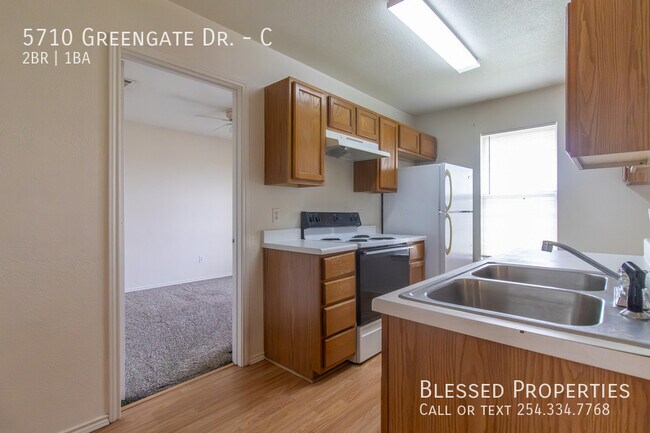 Building Photo - 5710 Greengate Dr