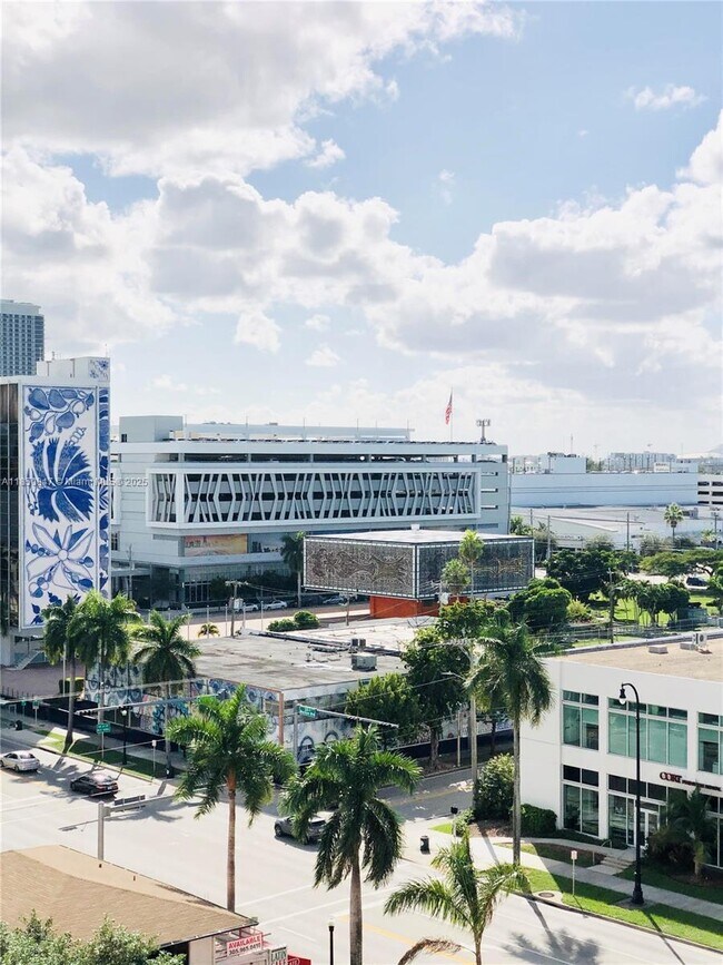 Building Photo - 2275 Biscayne Blvd Blvd