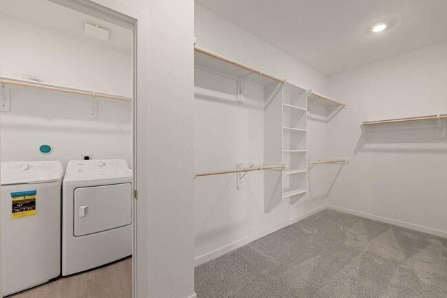 Building Photo - 6411 Symphony Wave Dr