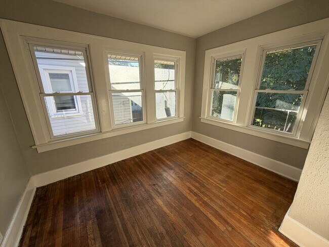 Building Photo - 1351 Berdan Ave