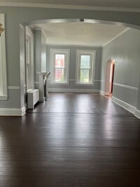 Building Photo - 1461 Manor St