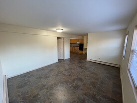 Building Photo - 11 Munn Pl