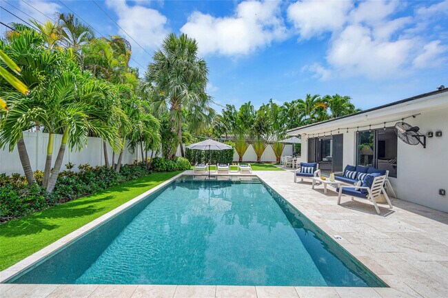 Building Photo - 2205 SE 19th St