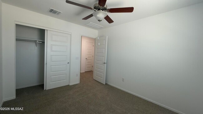 Building Photo - 10473 W Rutherford Ln