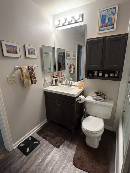 Updated bathroom - 3173 Windcrest Dr NE