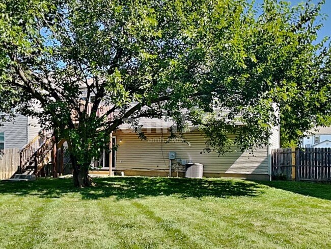 Building Photo - 212 Charing Cross St