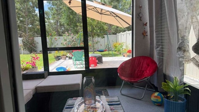 Building Photo - 30152 Skylark Dr