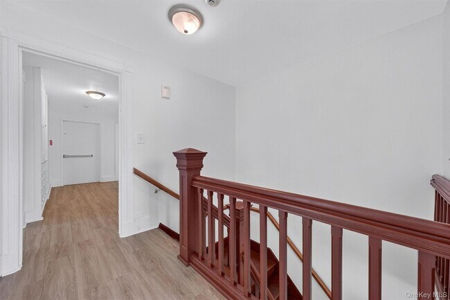 Building Photo - 34 Market St